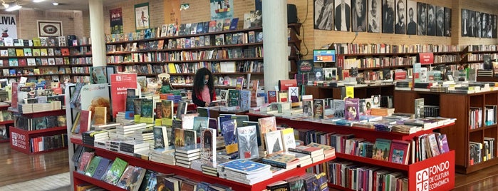 FCE Fondo de Cultura Económica Librería is one of สถานที่ที่ Sabrina ถูกใจ.