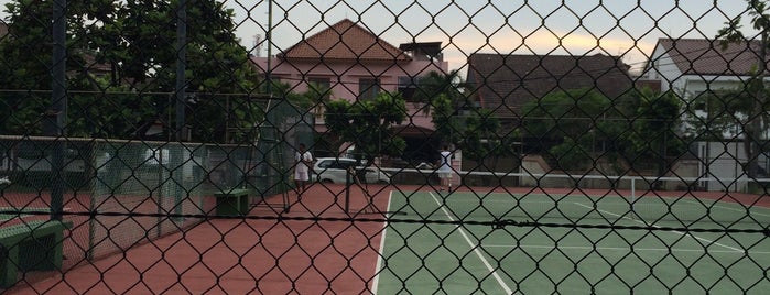 Lapangan Tenis Lebak Lestari is one of Ace Badge (Tennis Court) in Jakarta Indonesia.