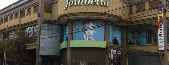 Falabella is one of Locais curtidos por Israel.