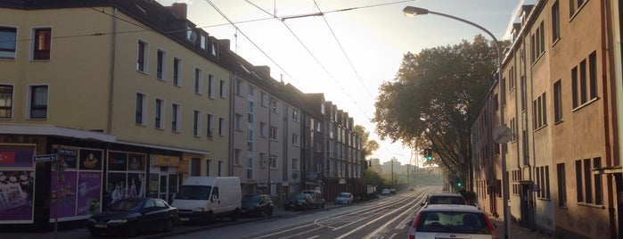 Haus-Berge-Straße is one of создал.