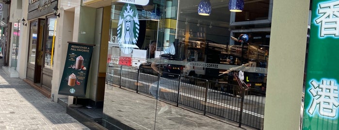 Starbucks is one of Burcu : понравившиеся места.