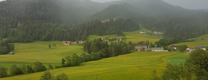 Neumarkt in der Steiermark is one of Klagenfurt1.