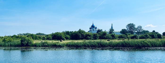 Смотровая площадка на Ильинском лугу is one of Suzdal.