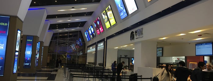 VOX Cinemas is one of สถานที่ที่ Marwan ถูกใจ.