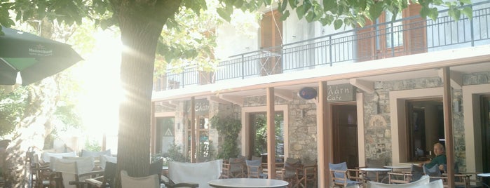 Ελάτη Cafe is one of Στενή Ευβοίας.