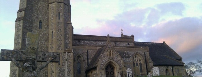 St Peter & St Paul Church is one of Locais curtidos por Carl.