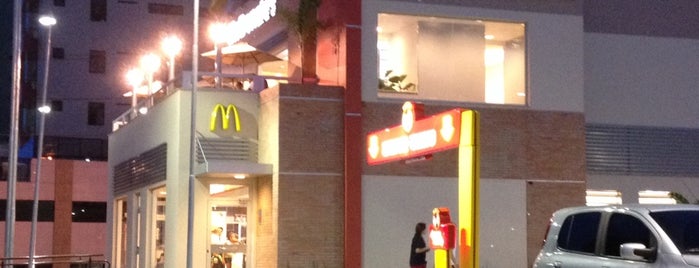 McDonald's is one of Malila : понравившиеся места.