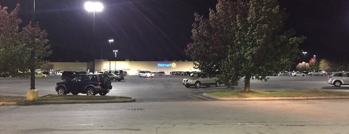 Walmart Supercenter is one of Walmart/Sam's Club World Tour.