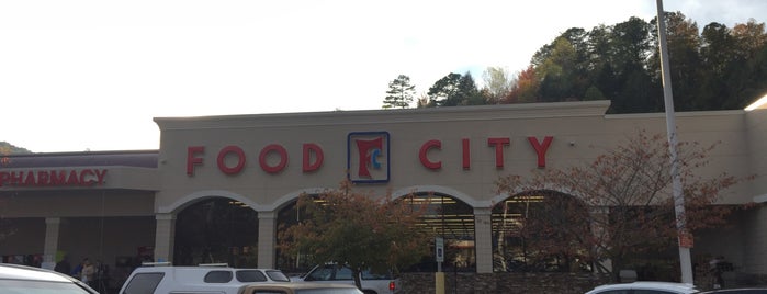 Food City is one of Gatlinburg/Pigeon Forge/Sevierville.