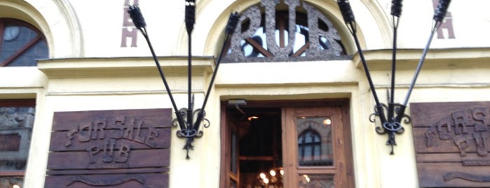 For Sale Pub is one of Budapeşte.