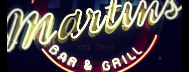 Martin's Downtown Bar and Grill is one of Orte, die Eric gefallen.