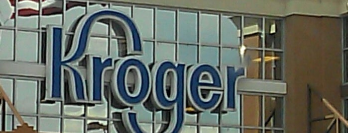 Kroger is one of Lugares favoritos de Kelly.