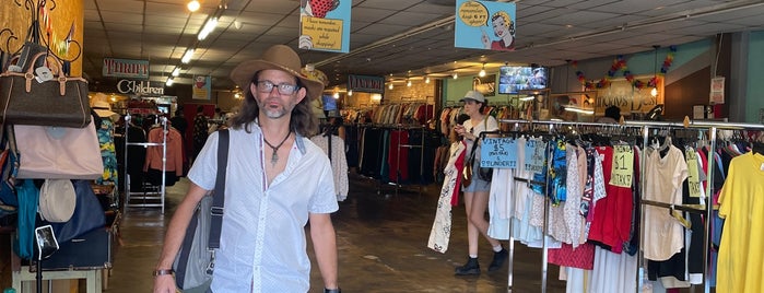 Sunday's Best is one of Vintage Stores in Los Angeles.