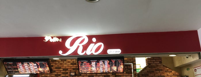 Pollos Rio is one of Orte, die Luis gefallen.