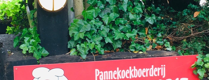 Pannekoekboerderij De Hakhorst is one of Posti che sono piaciuti a Marc.