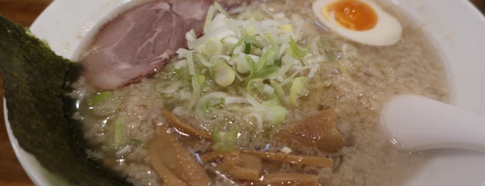 ばんくるラーメン is one of 気になる飯屋・1つ目.