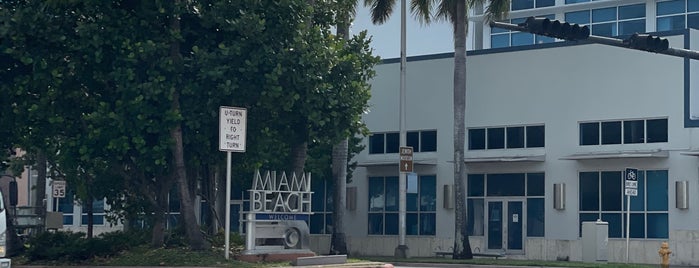 Welcome to Miami Beach Sign is one of Miami.