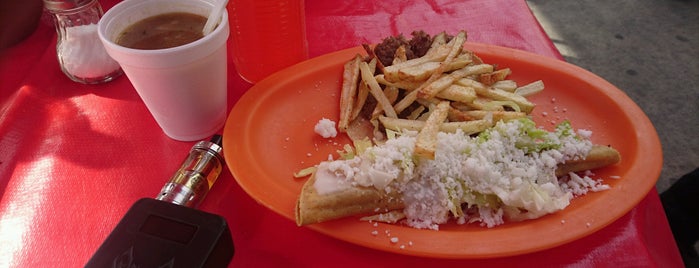 Tacos Martín is one of Posti che sono piaciuti a Vladímir.