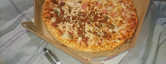 Domino's Pizza is one of Omnívoro.