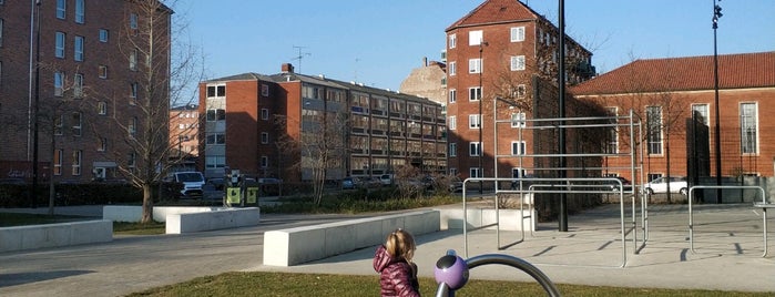 Skotlands Plads is one of Copenhagen Ping Pong Spots.