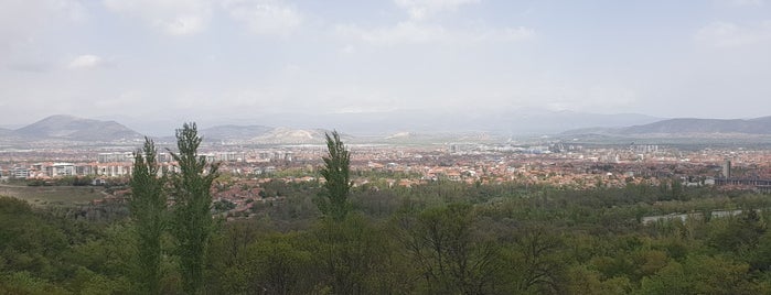 Kirazlıdere Seyir Terası is one of Tempat yang Disukai Carl.