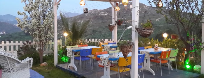 Yel Değirmenleri Köy Kahvaltısı GÜMÜŞLÜK is one of Orte, die Aylin gefallen.