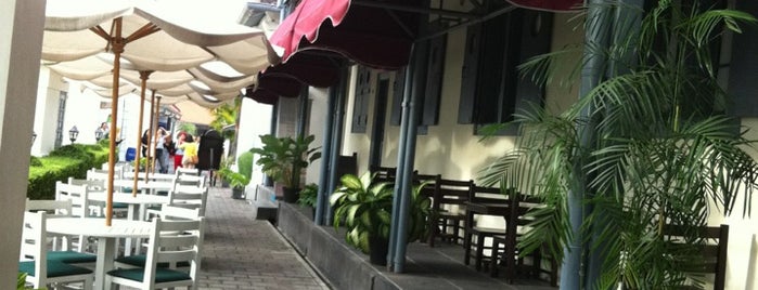 Indische Koffie is one of สถานที่ที่ Christoph ถูกใจ.