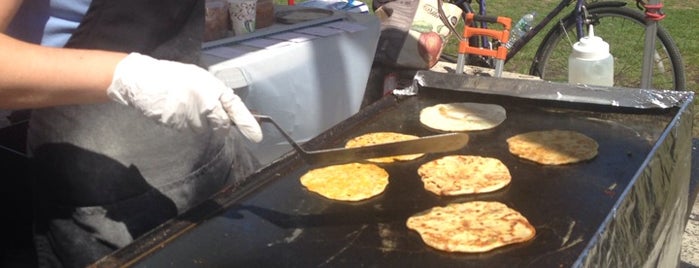 Parantha Alley is one of JRAさんのお気に入りスポット.