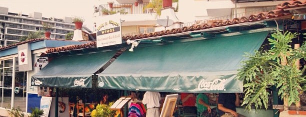 Sticky Fingers Restaurant & Bar is one of Lugares recomendados para comer en PV.