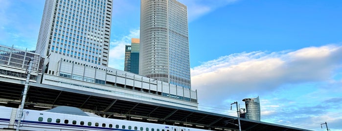 JR名古屋駅 太閤通口 is one of Locais curtidos por Hideyuki.