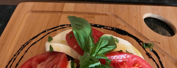Padano Gastro Bistro is one of Bradさんのお気に入りスポット.