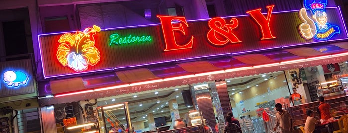 Restoran E&Y Sahul is one of Favorite Arts & Entertainment.