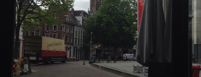 Ubica is one of Utrecht.