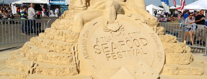 Atlantic City Seafood Festival is one of Tempat yang Disukai Katherine.