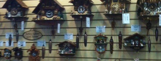 Fehrenbch Black Forest Clocks & Gifts is one of Orte, die Lizzie gefallen.