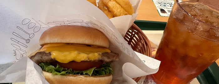 MOS Burger is one of グルメスポット.