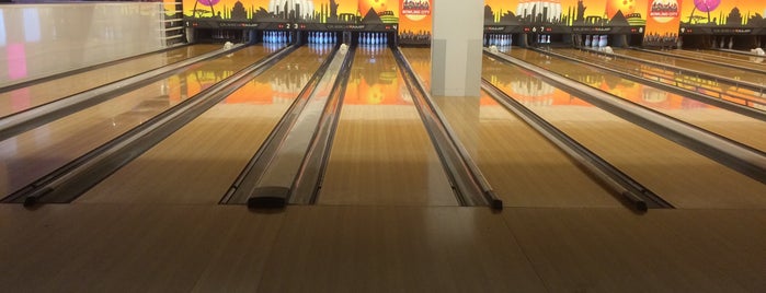 Bowling City is one of Bar.