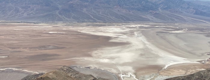 Death Valley National Park is one of SoCal Stuff.
