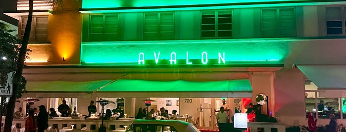 Avalon Restaurant is one of Miami.