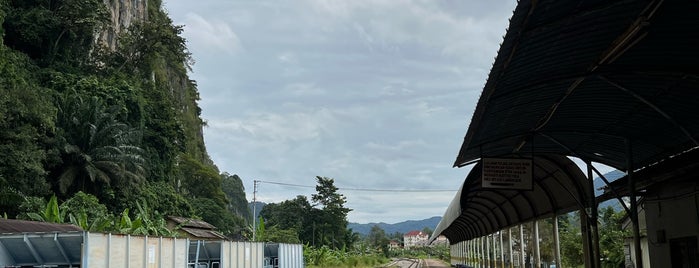 KTM Gua Musang Railway Station (Stesen Keretapi) is one of kelate.