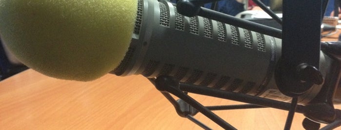 Radio Zacatecas is one of Lugares favoritos de Claudia.