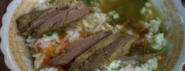 soto daging bell dok is one of live.