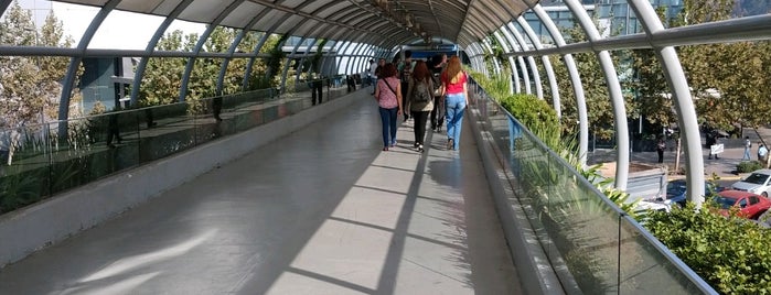 Pasarela Costanera Center is one of Chile 2019.
