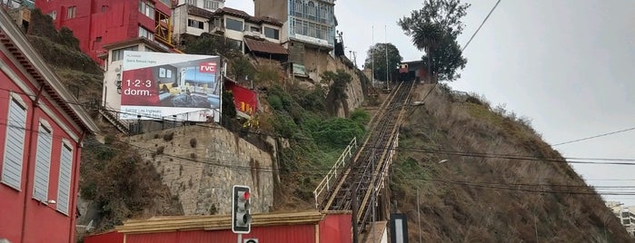 Ascensor Cerro Artillería is one of Valparaíso.