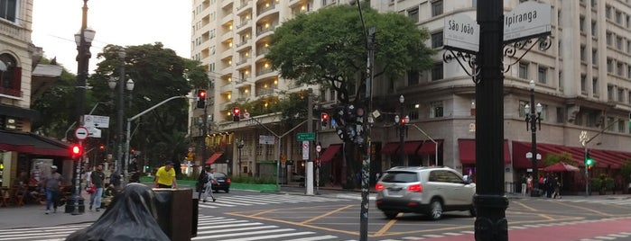 Cruzamento da Avenida Ipiranga com a Avenida São João is one of Existe amor em SP.