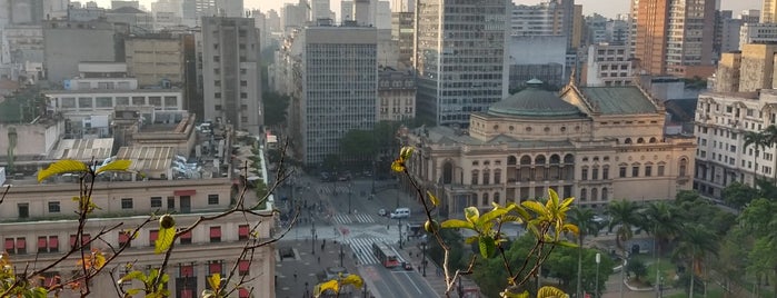 Edifício Matarazzo is one of Prédios Históricos.