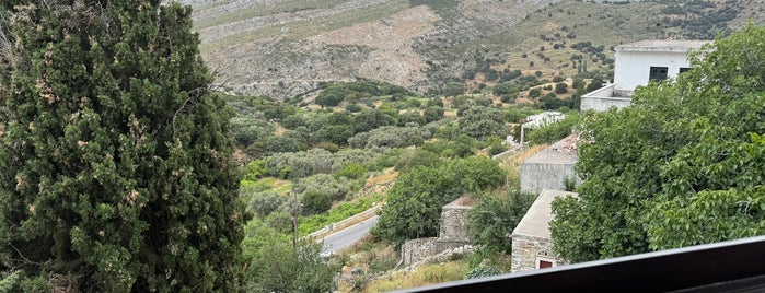 Αμοργινός is one of Naxos.