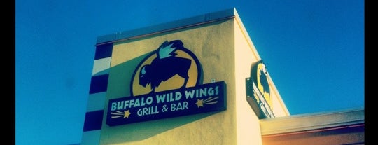 Buffalo Wild Wings is one of สถานที่ที่ Amanda ถูกใจ.