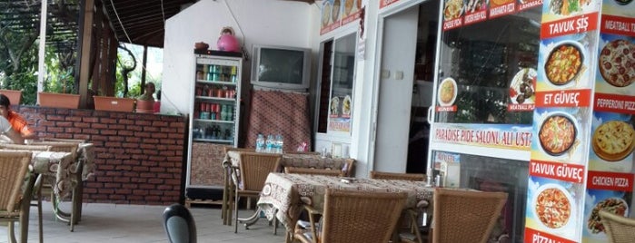 Paradise Restaurant is one of Kral'ın Beğendiği Mekanlar.