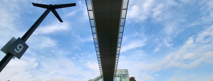 Cooksville GO Station is one of GO stations.